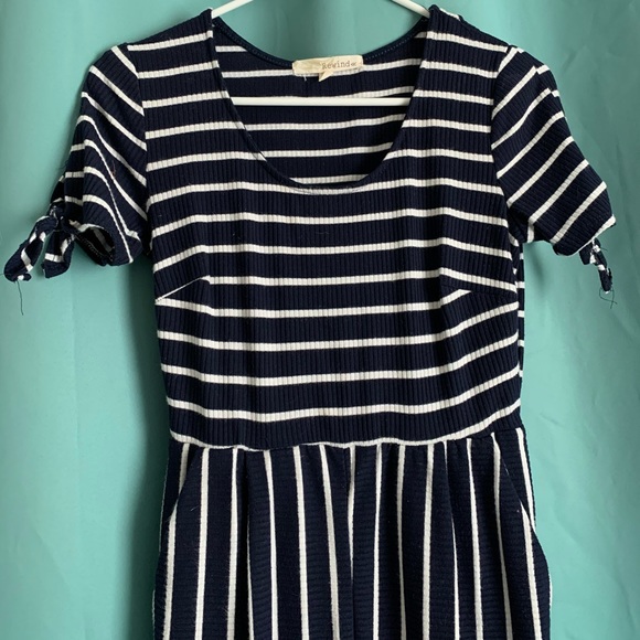 Striped jumpsuit - Picture 1 of 4